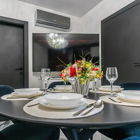 Serenada W Centrum Apartzakop זקופאנה